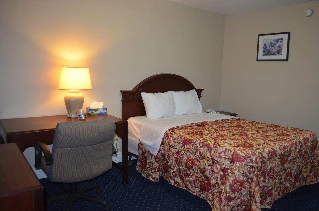 Mohawk Motel Brantford ภายนอก รูปภาพ