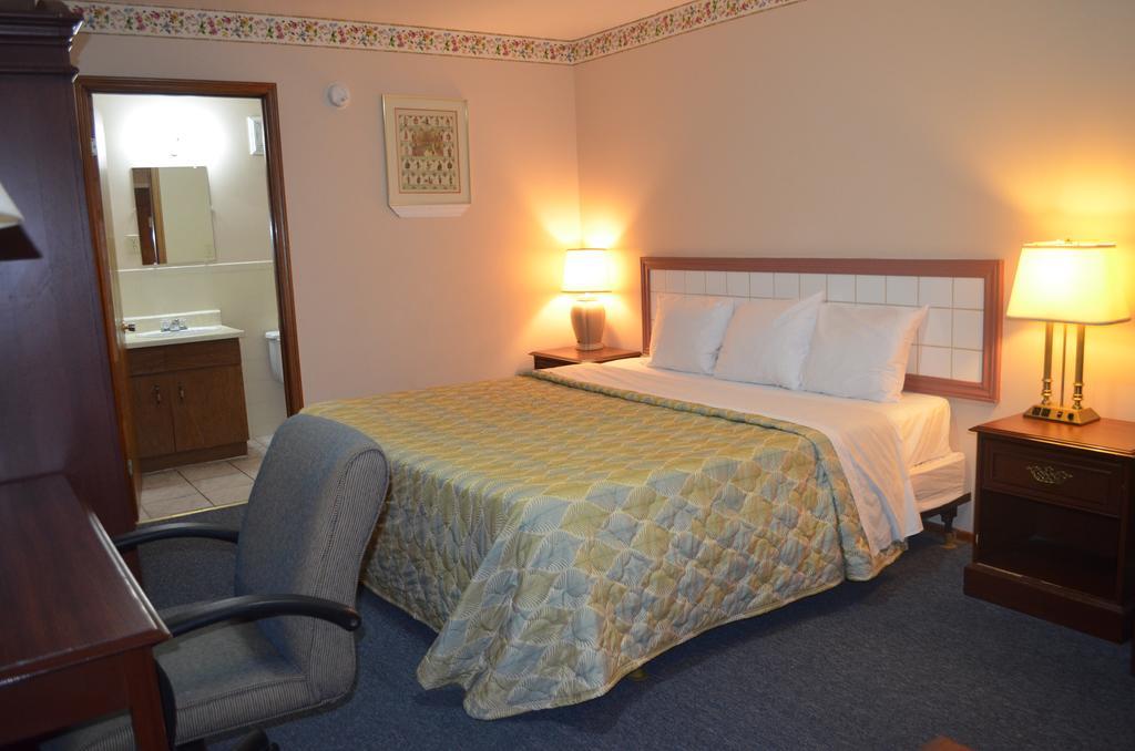 Mohawk Motel Brantford ภายนอก รูปภาพ